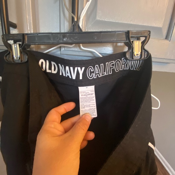 Men’s Old Navy Swim Shorts - Picture 4 of 7
